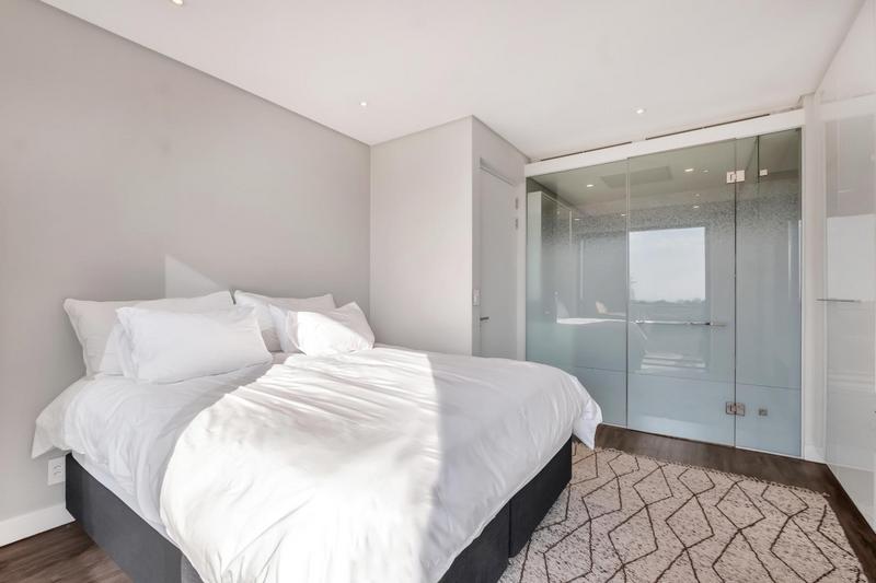 To Let 1 Bedroom Property for Rent in Rosebank Gauteng