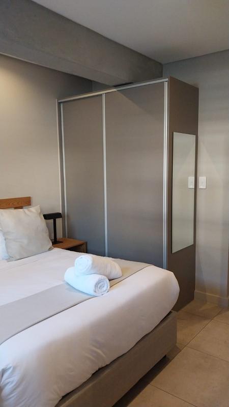 1 Bedroom Property for Sale in Sandton Central Gauteng