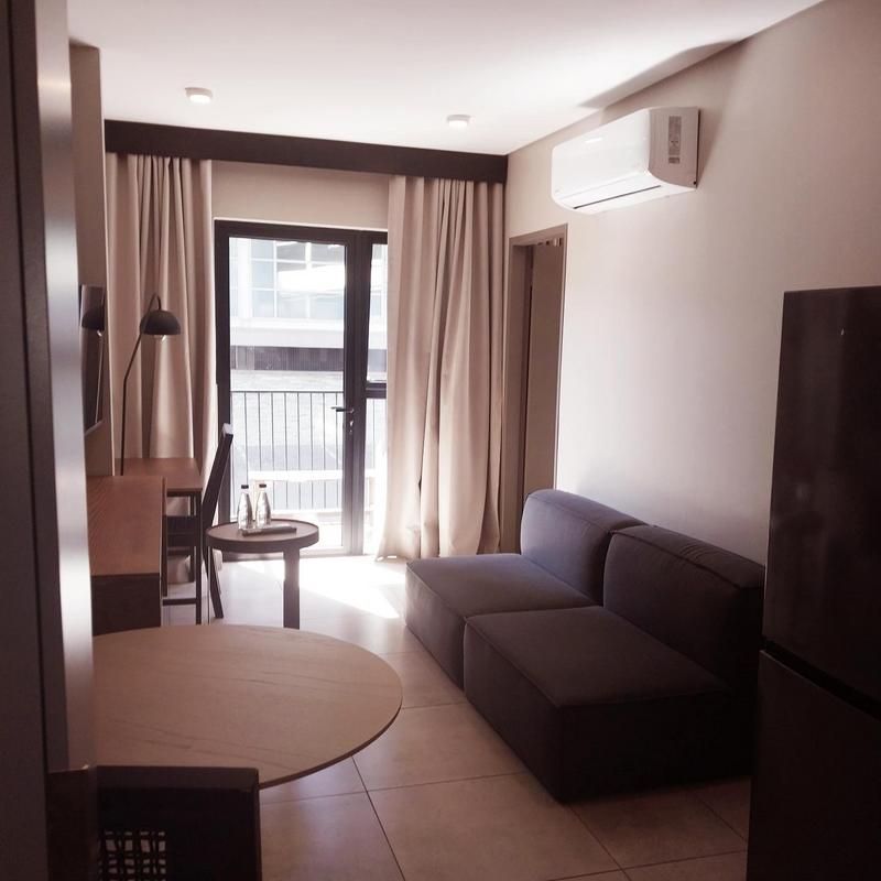 1 Bedroom Property for Sale in Sandton Central Gauteng