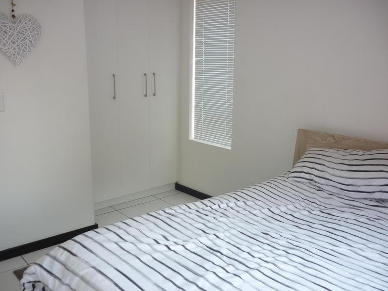 1 Bedroom Property for Sale in Barbeque Downs Gauteng