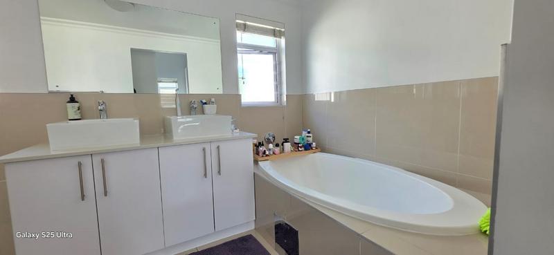 3 Bedroom Property for Sale in Ferndale Gauteng