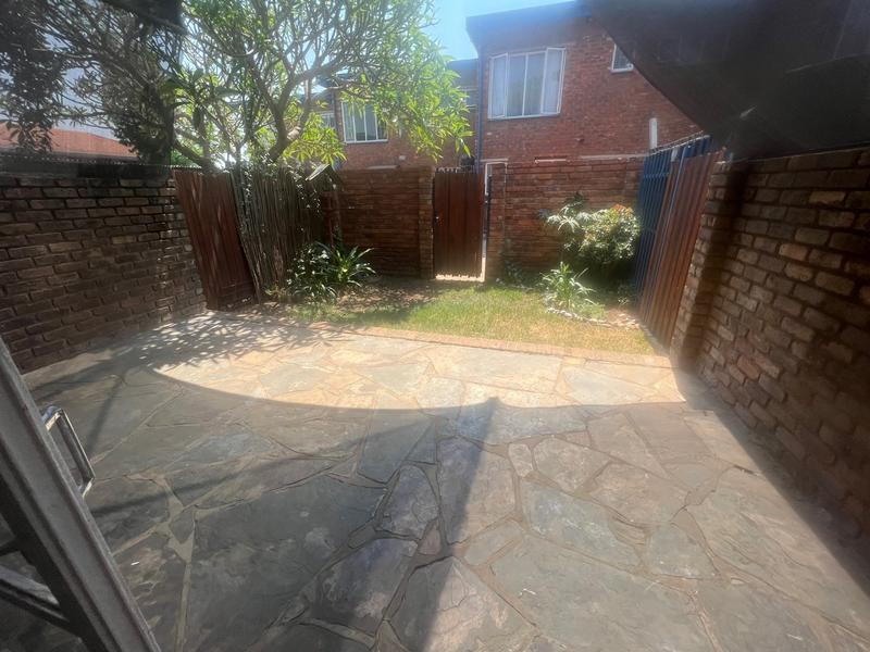 2 Bedroom Property for Sale in Roseville Gauteng