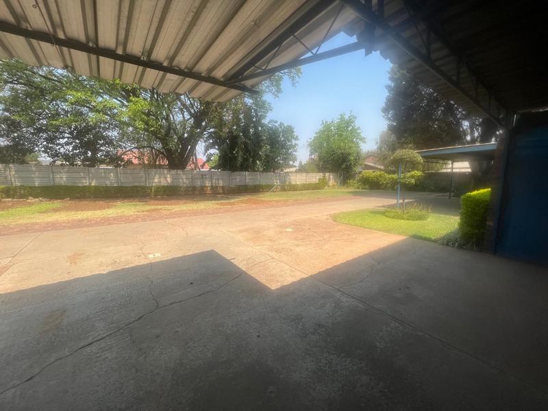 2 Bedroom Property for Sale in Roseville Gauteng