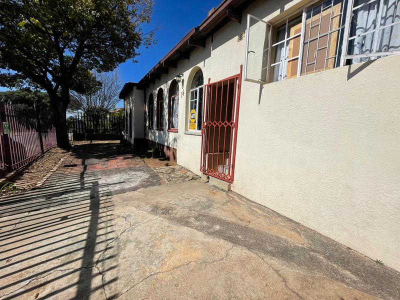 8 Bedroom Property for Sale in Hurst Hill Gauteng