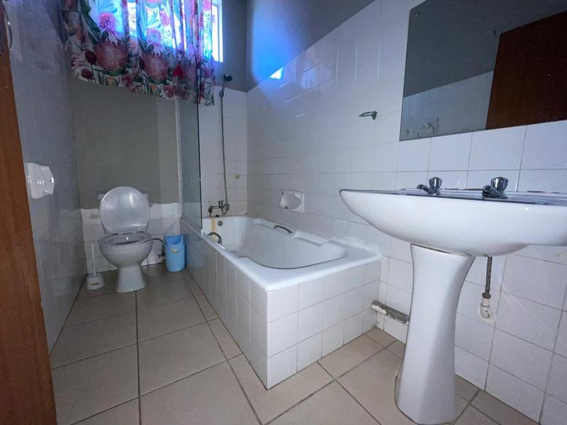 8 Bedroom Property for Sale in Hurst Hill Gauteng