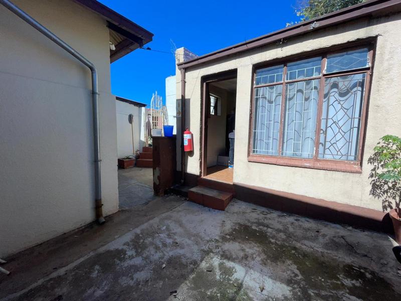 8 Bedroom Property for Sale in Hurst Hill Gauteng