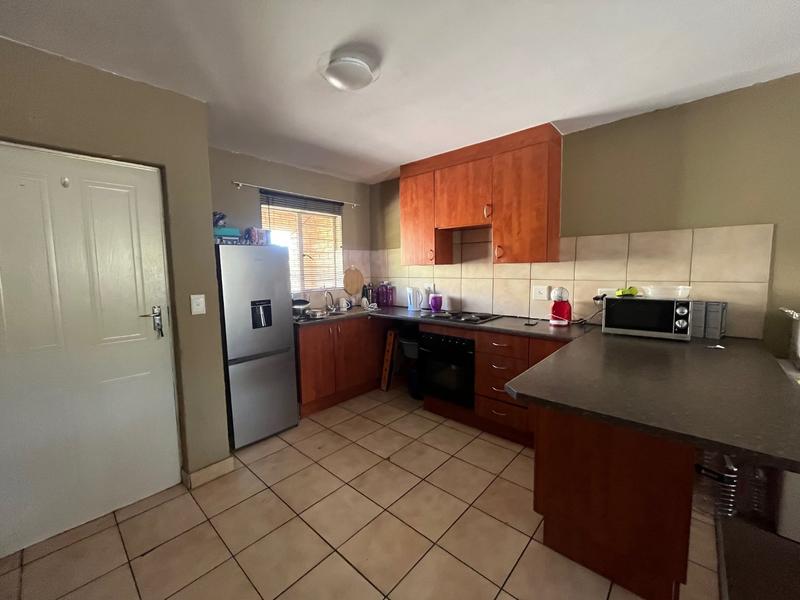 2 Bedroom Property for Sale in Wilro Park Gauteng