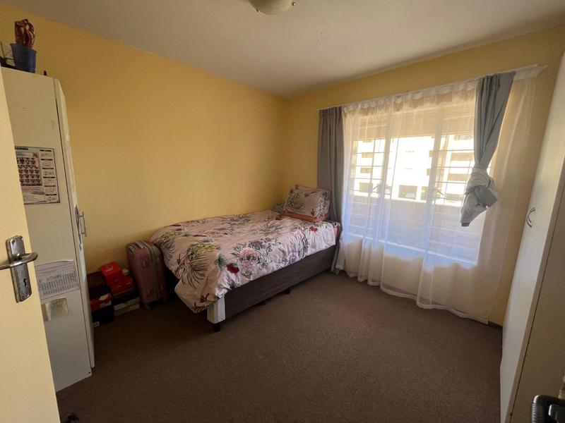 2 Bedroom Property for Sale in Wilro Park Gauteng