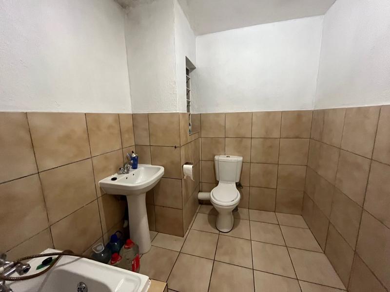 2 Bedroom Property for Sale in Wilro Park Gauteng