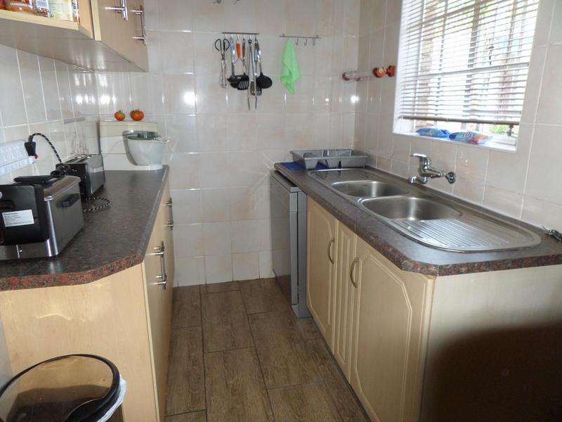 To Let 3 Bedroom Property for Rent in Kookrus Gauteng