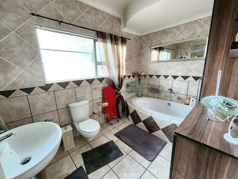 5 Bedroom Property for Sale in Meyerton Ext 6 Gauteng