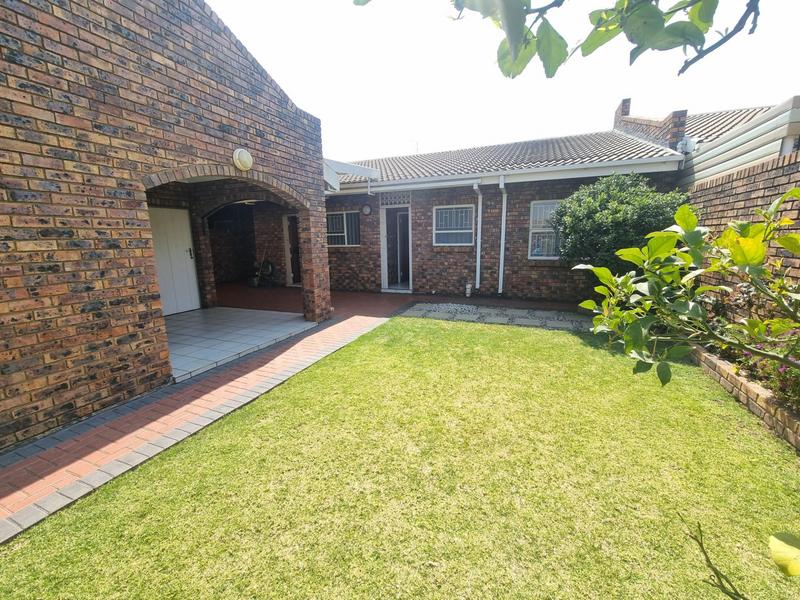 3 Bedroom Property for Sale in Three Rivers Gauteng