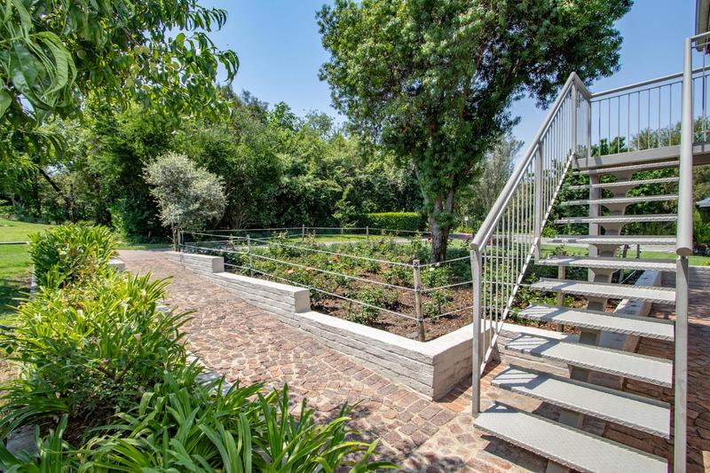 To Let 2 Bedroom Property for Rent in Saddlebrook Estate Gauteng