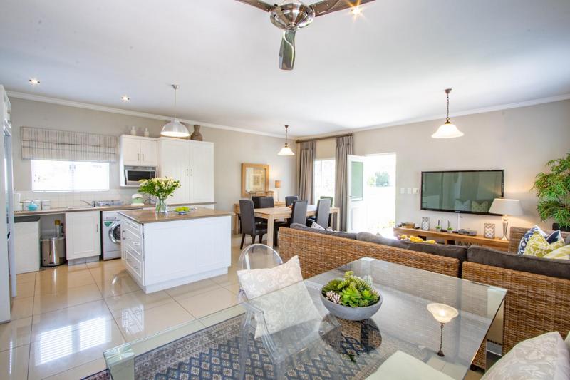 To Let 2 Bedroom Property for Rent in Saddlebrook Estate Gauteng