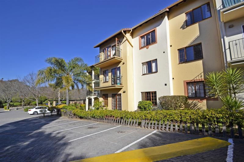 2 Bedroom Property for Sale in Atholl Gardens Gauteng