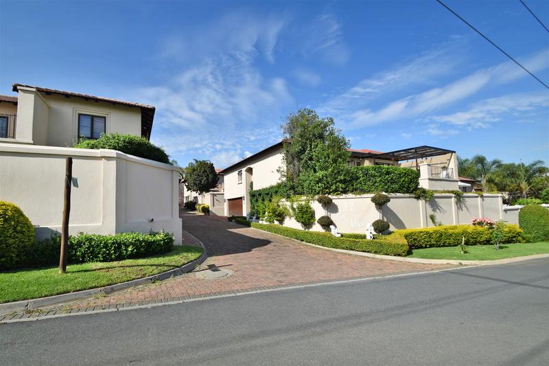 4 Bedroom Property for Sale in Morningside Gauteng