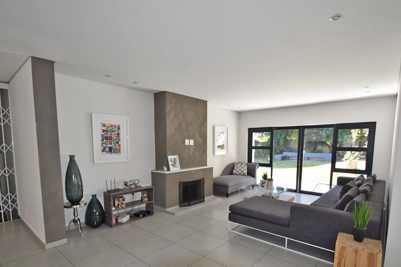 4 Bedroom Property for Sale in Morningside Manor Gauteng