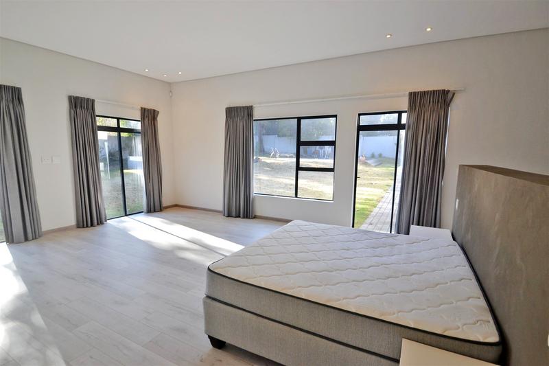 4 Bedroom Property for Sale in Morningside Manor Gauteng