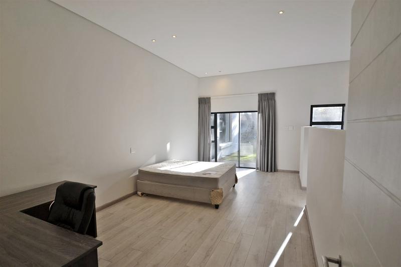 4 Bedroom Property for Sale in Morningside Manor Gauteng
