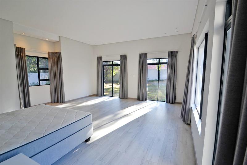 4 Bedroom Property for Sale in Morningside Manor Gauteng