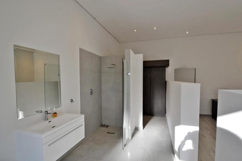 4 Bedroom Property for Sale in Morningside Manor Gauteng
