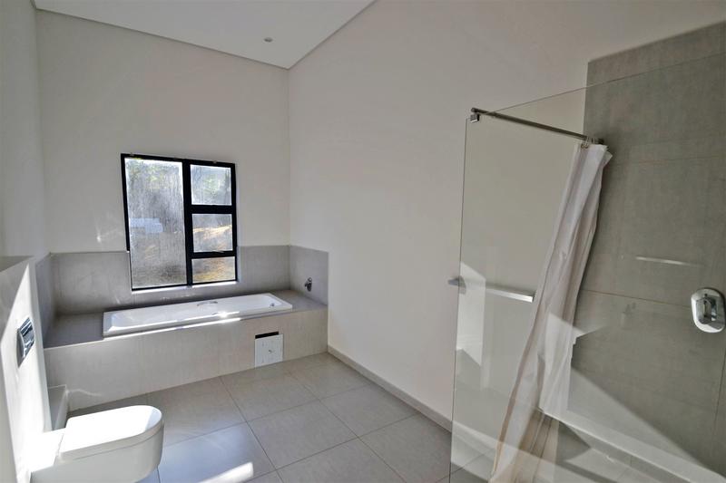 4 Bedroom Property for Sale in Morningside Manor Gauteng