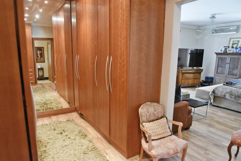 5 Bedroom Property for Sale in Sandown Gauteng