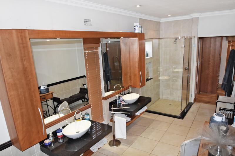 5 Bedroom Property for Sale in Sandown Gauteng