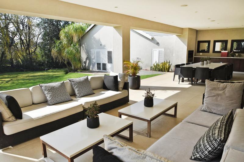 5 Bedroom Property for Sale in Sandown Gauteng