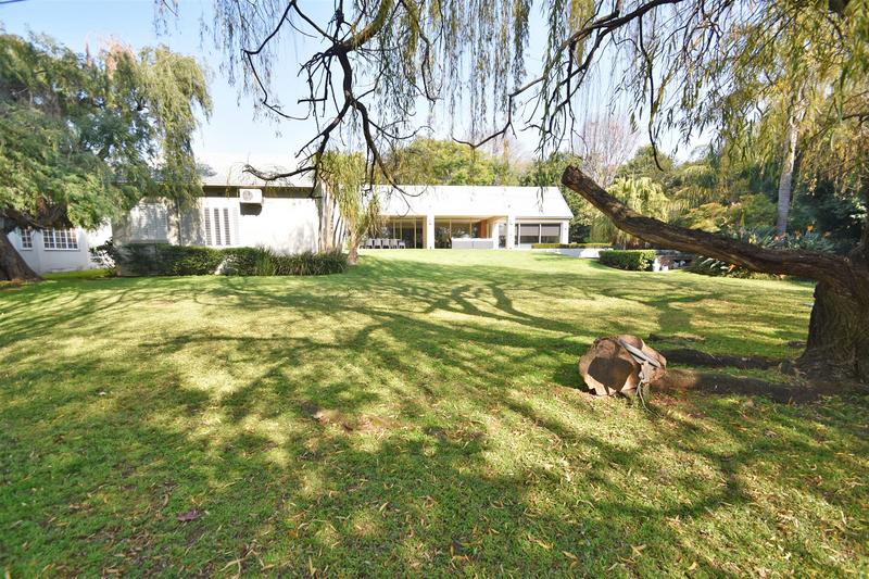 5 Bedroom Property for Sale in Sandown Gauteng