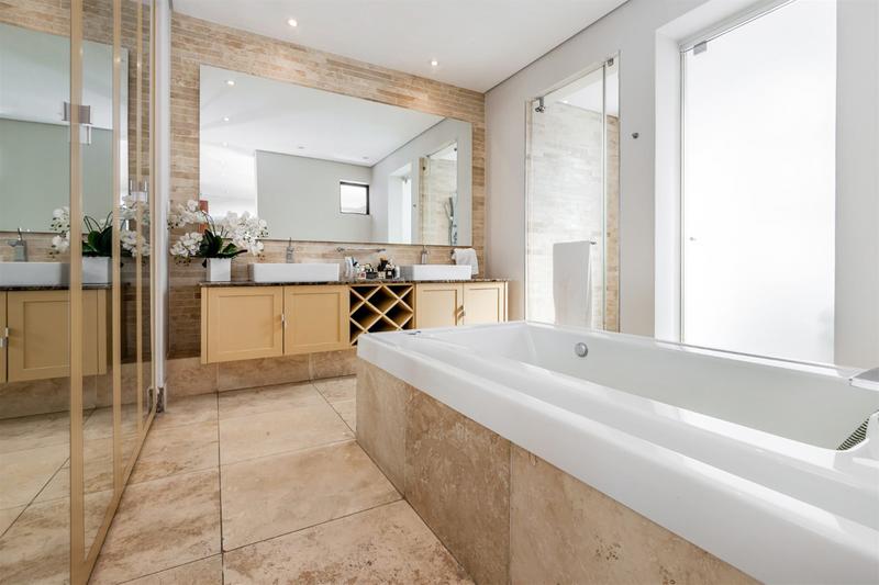 To Let 3 Bedroom Property for Rent in Melrose Arch Gauteng