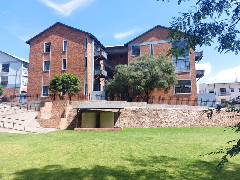 2 Bedroom Property for Sale in Braamfontein Gauteng
