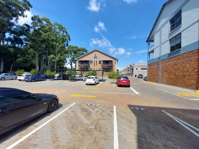 2 Bedroom Property for Sale in Braamfontein Gauteng