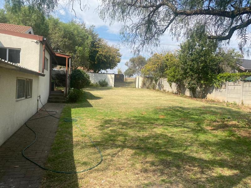 To Let 3 Bedroom Property for Rent in Germiston Central Gauteng