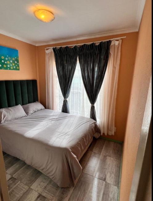 3 Bedroom Property for Sale in Diepkloof Gauteng