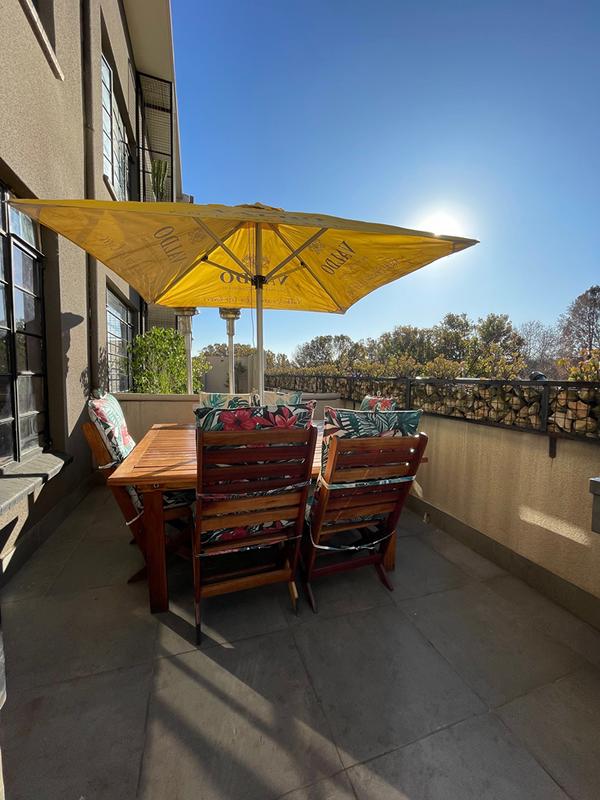 1 Bedroom Property for Sale in Rosebank Gauteng