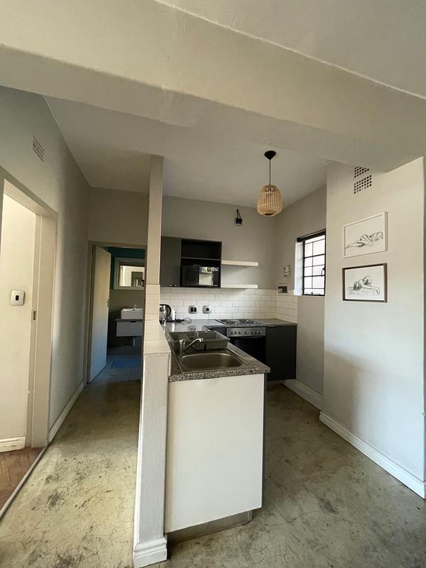 1 Bedroom Property for Sale in Rosebank Gauteng