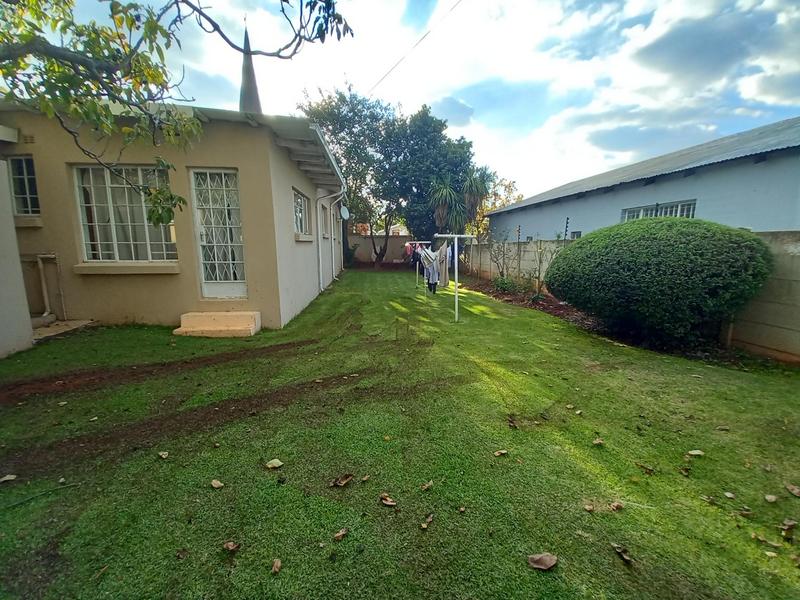 To Let 1 Bedroom Property for Rent in Westdene Gauteng