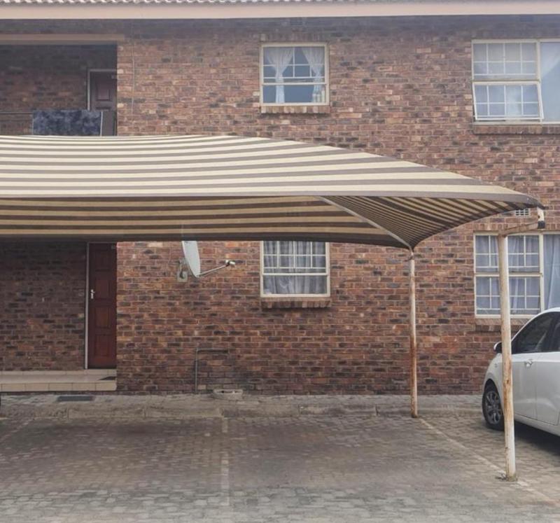 2 Bedroom Property for Sale in Crystal Park Gauteng