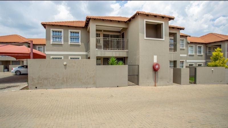 2 Bedroom Property for Sale in Crystal Park Gauteng