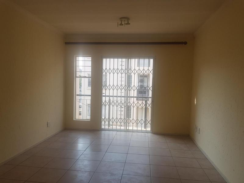 2 Bedroom Property for Sale in Klippoortjie Gauteng