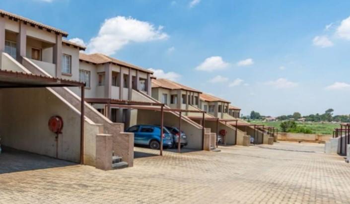 2 Bedroom Property for Sale in Elspark Gauteng