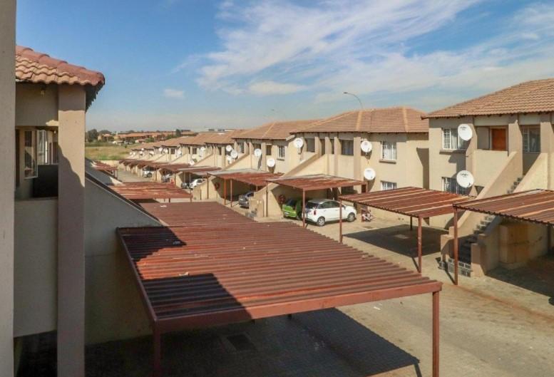 2 Bedroom Property for Sale in Elspark Gauteng