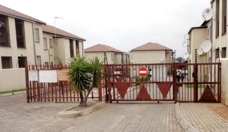 2 Bedroom Property for Sale in Elspark Gauteng