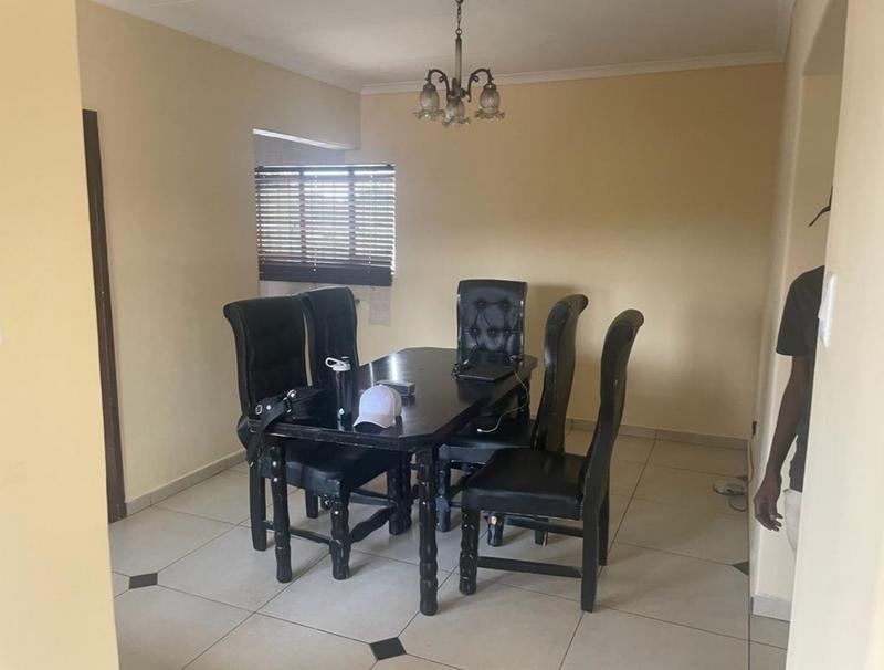 3 Bedroom Property for Sale in Birchleigh Gauteng
