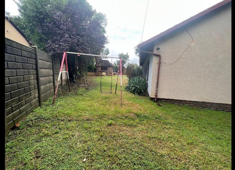 3 Bedroom Property for Sale in Birchleigh Gauteng