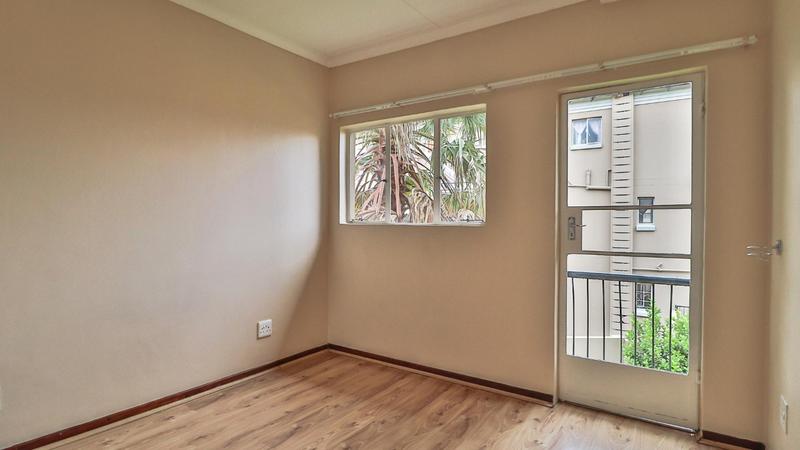2 Bedroom Property for Sale in Glen Marais Gauteng