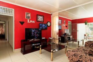4 Bedroom Property for Sale in Bramley Gauteng
