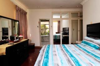 4 Bedroom Property for Sale in Bramley Gauteng