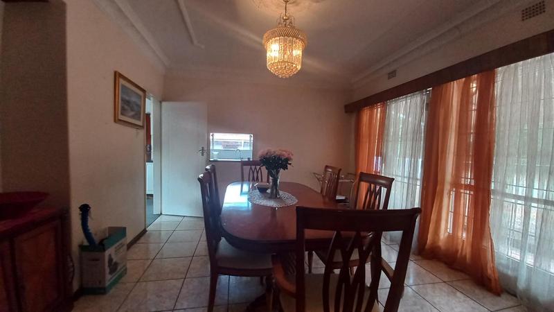 5 Bedroom Property for Sale in Bramley Gauteng